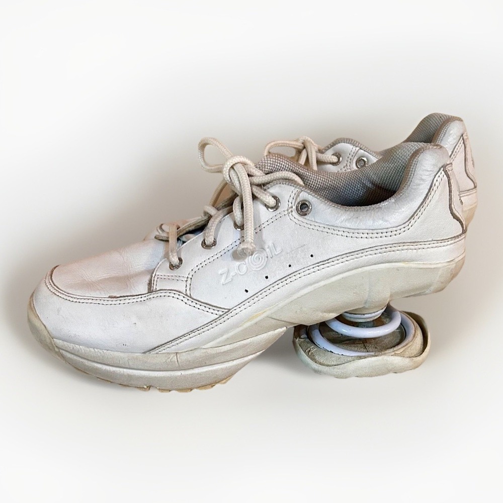 Z-Coil Legend Womens Size W9 Pain Relief Spring Heel Comfort Walking White Shoes